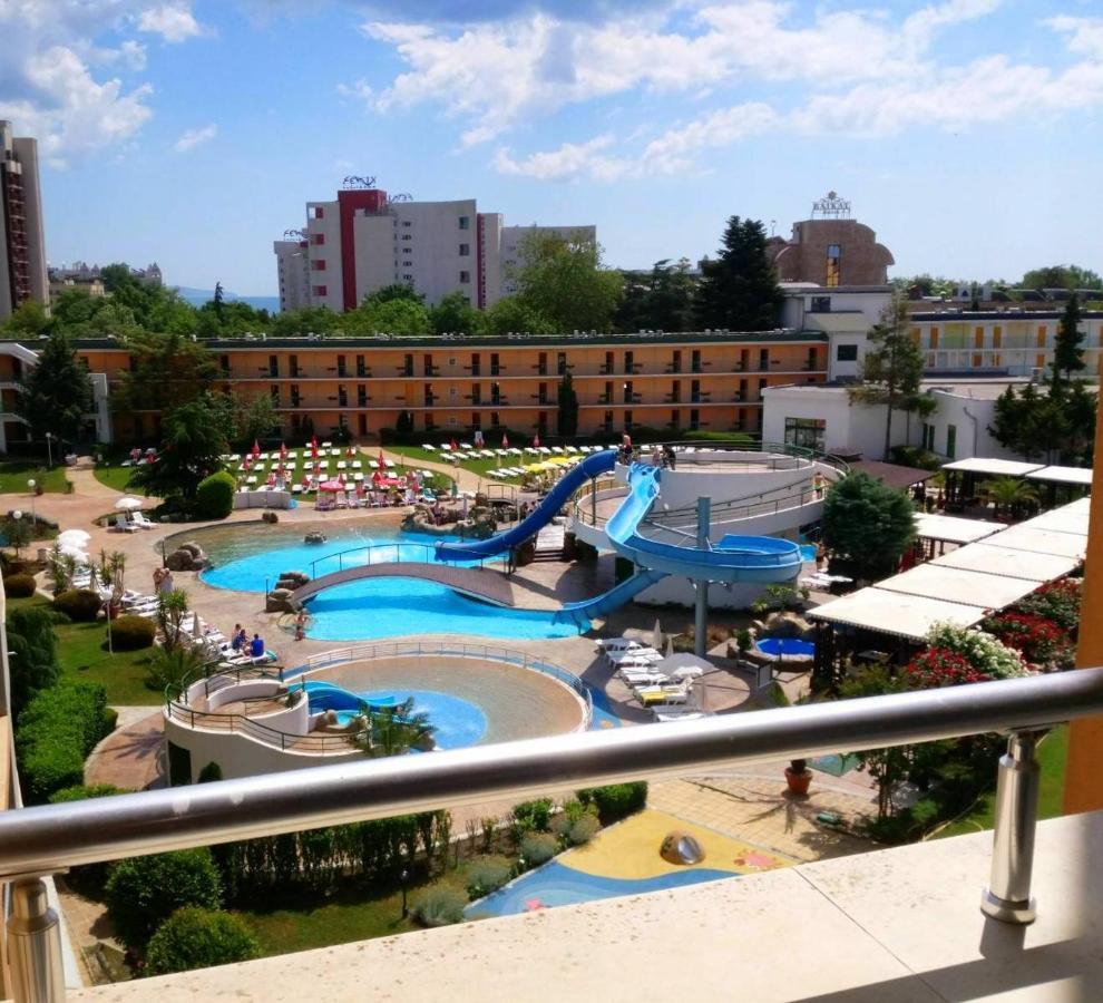 Apartment Konstantin In Trakia Plaza サニービーチ エクステリア 写真